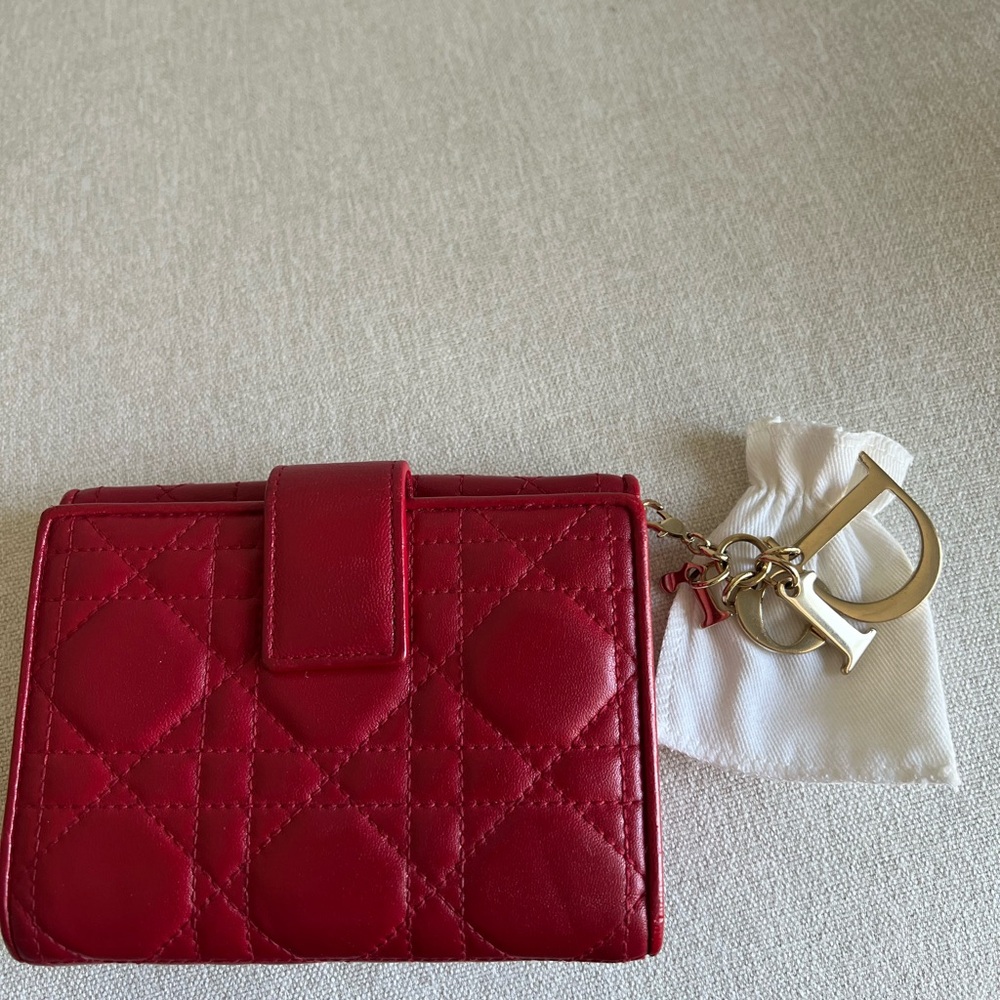 Dior Red Quilted Wallet - Picture 2 of 9